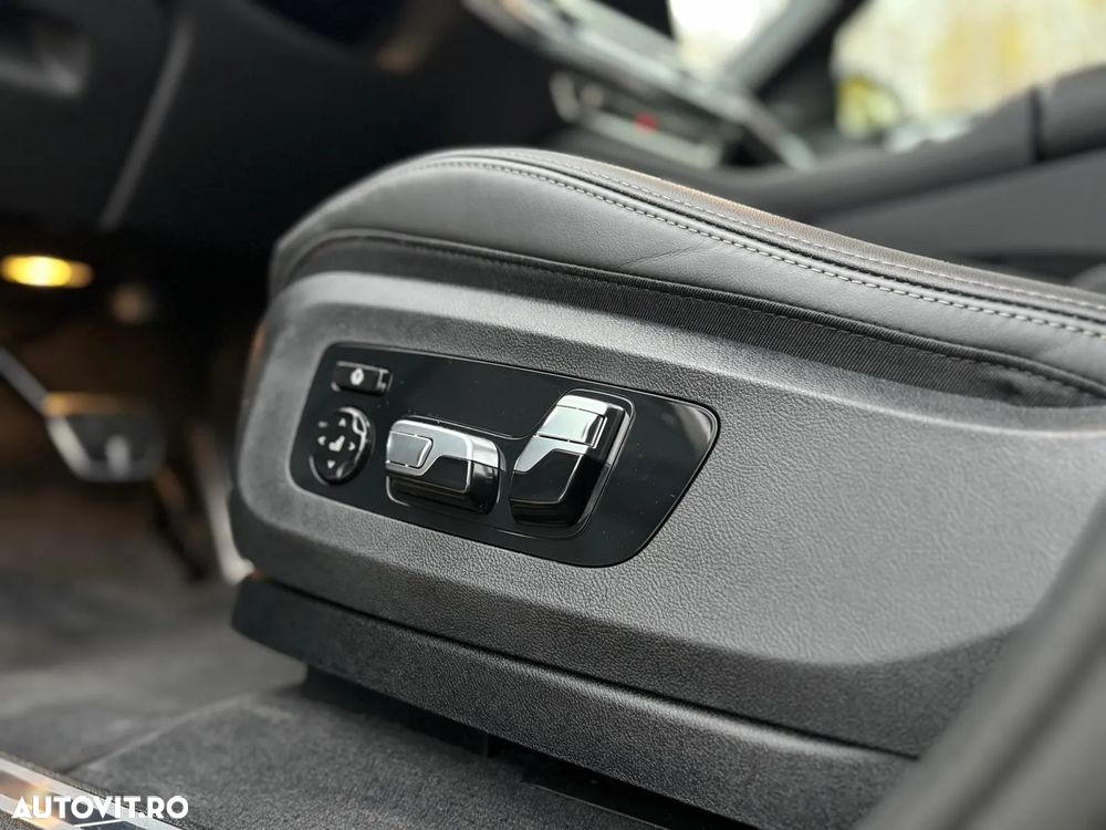 BMW X6 xDrive30d - 16