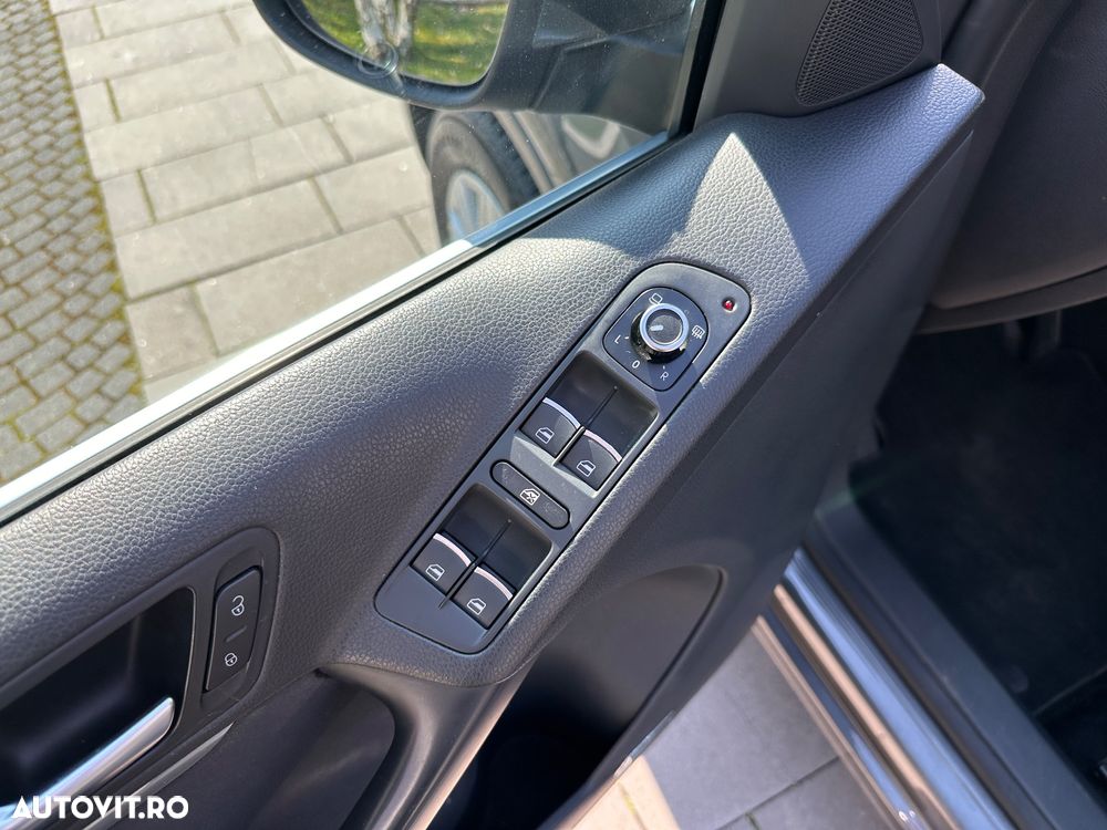 Volkswagen Tiguan 2.0 TDI 4Motion DSG Track & Field - 9