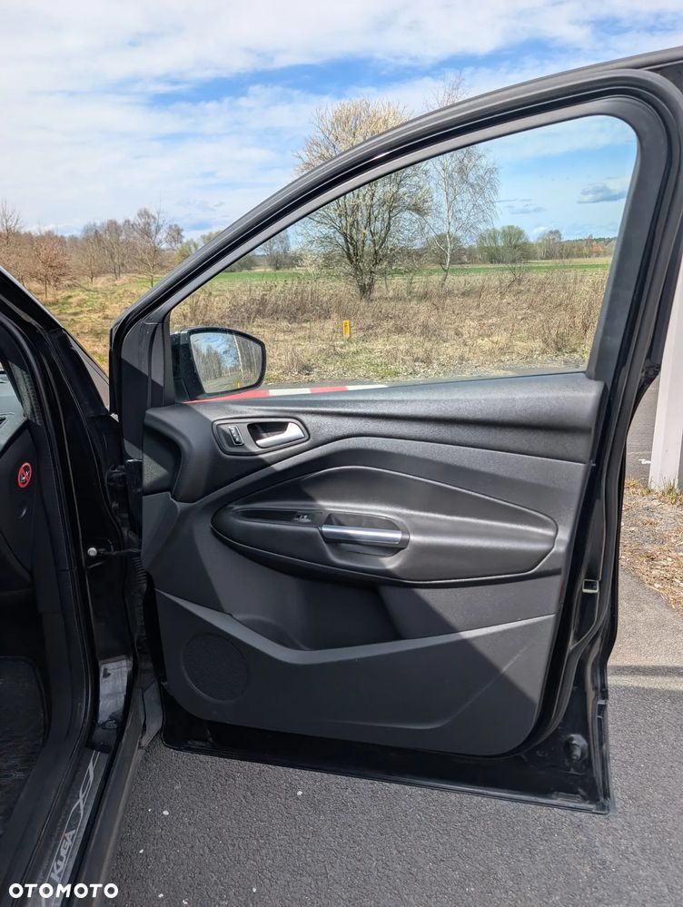 Ford Kuga 2.0 TDCi 4x4 Titanium - 3