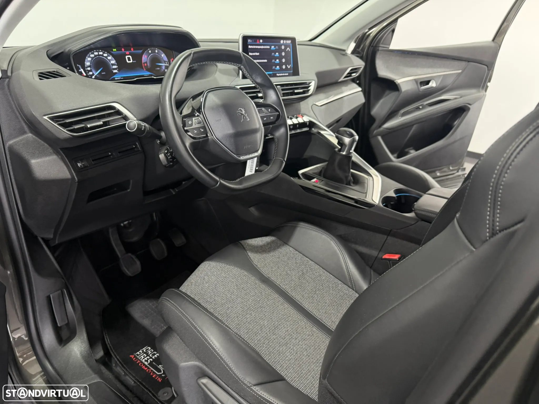 Peugeot 3008 1.5 BlueHDi Allure - 19
