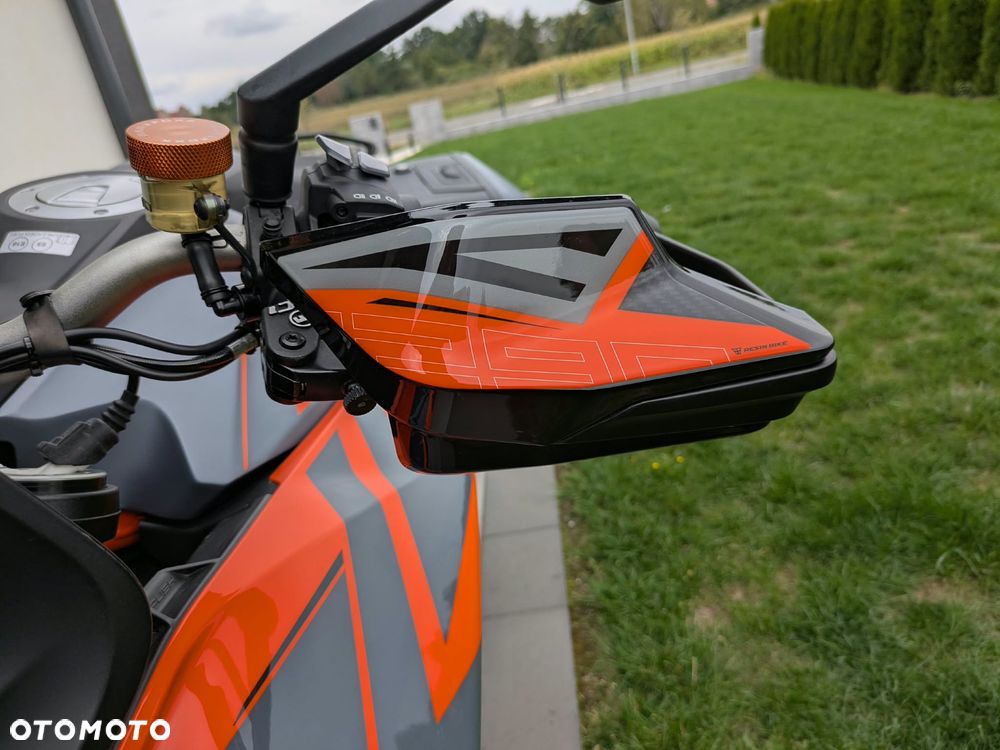 KTM Super Duke - 25