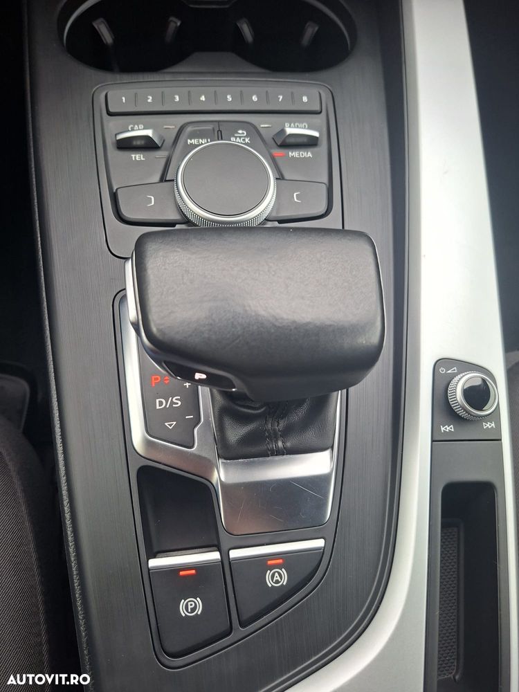 Audi A4 2.0 TDI S tronic - 14