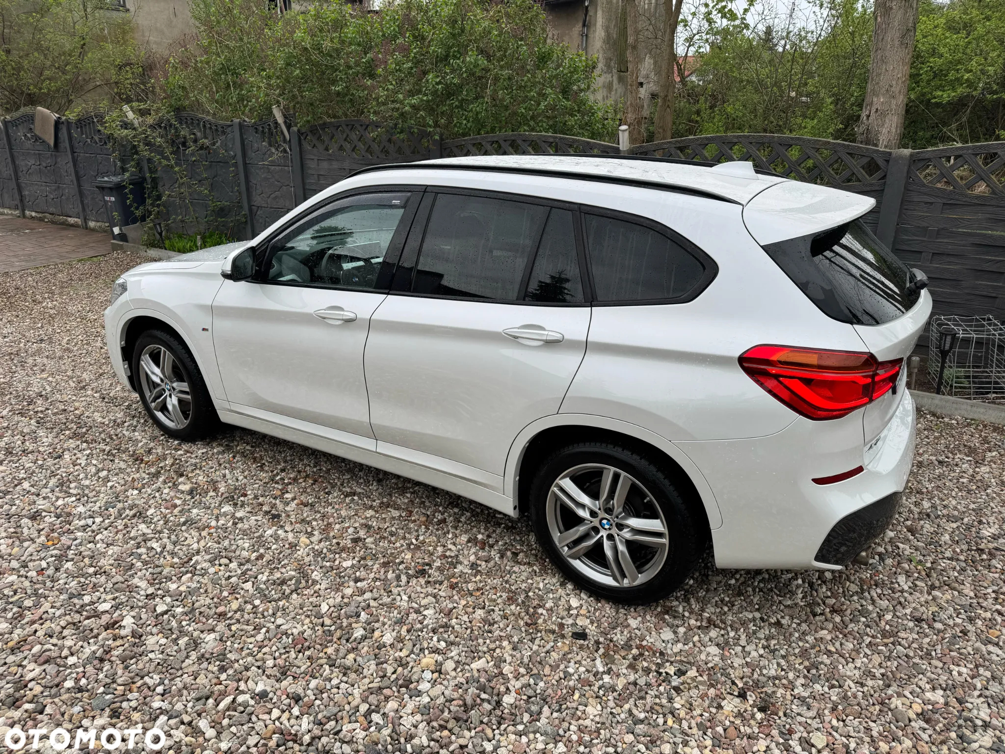 BMW X1 xDrive20i M Sport - 4