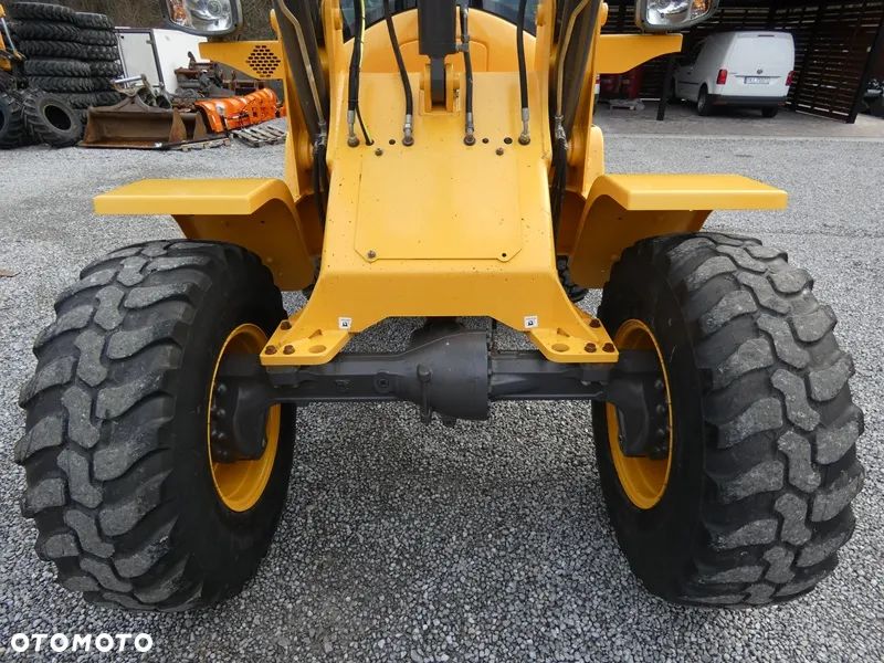 Volvo L30G Z Niemiec / 5.774mtg / kilka sztuk / - 28