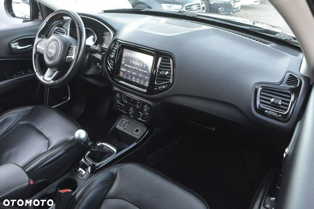 Jeep Compass 1.4 TMair Limited FWD S&S - 19