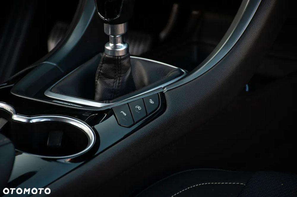 Ford Mondeo SW 2.0 TDCi Titanium - 23