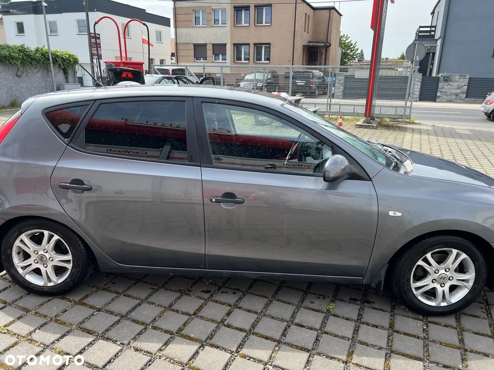 Hyundai i30 1.4 Base - 5