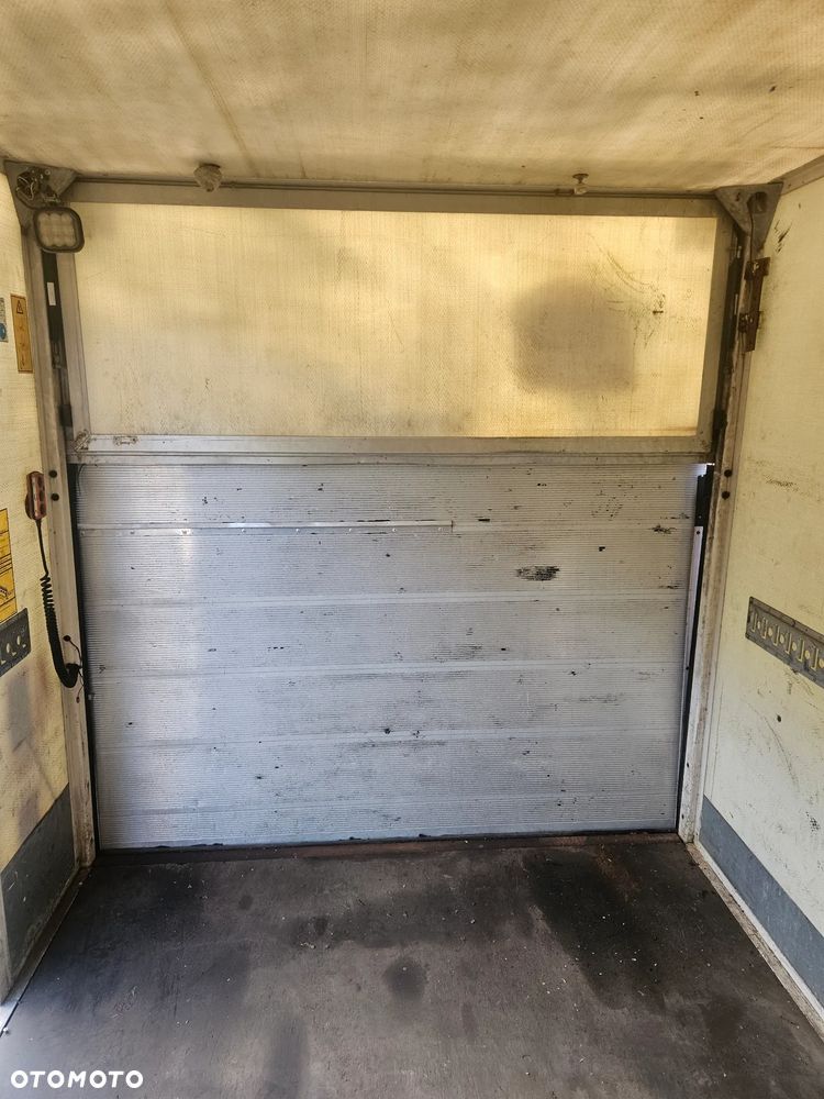 Mercedes-Benz Sprinter - 15