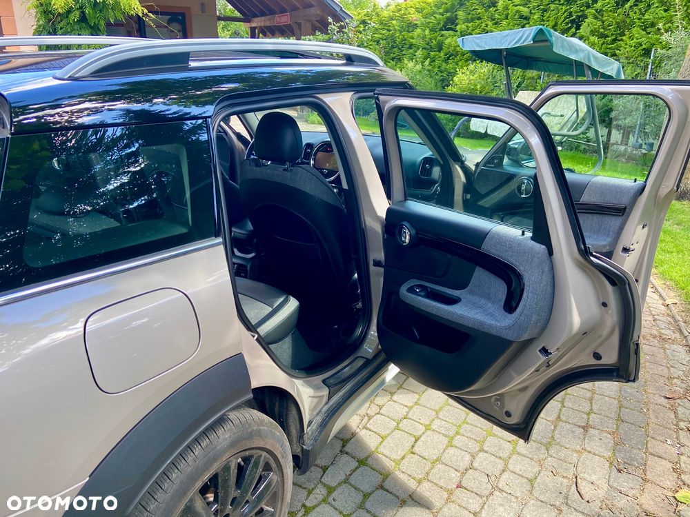 MINI Countryman Cooper SE ALL4 - 16