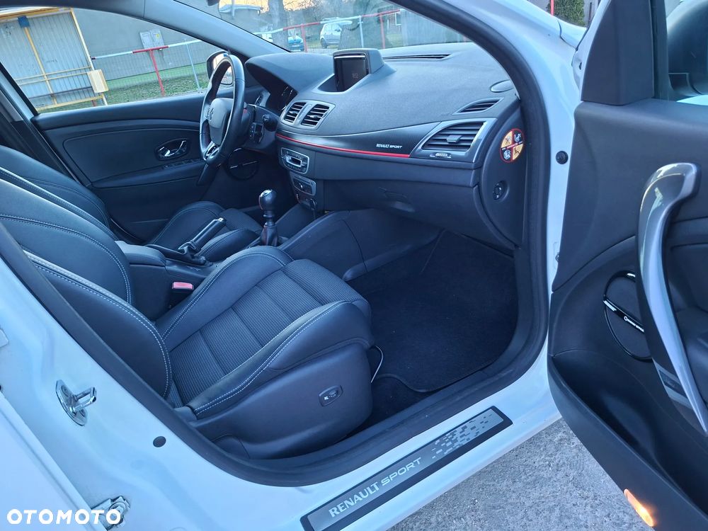 Renault Megane TCe 220 Start & Stop GT 220 - 16