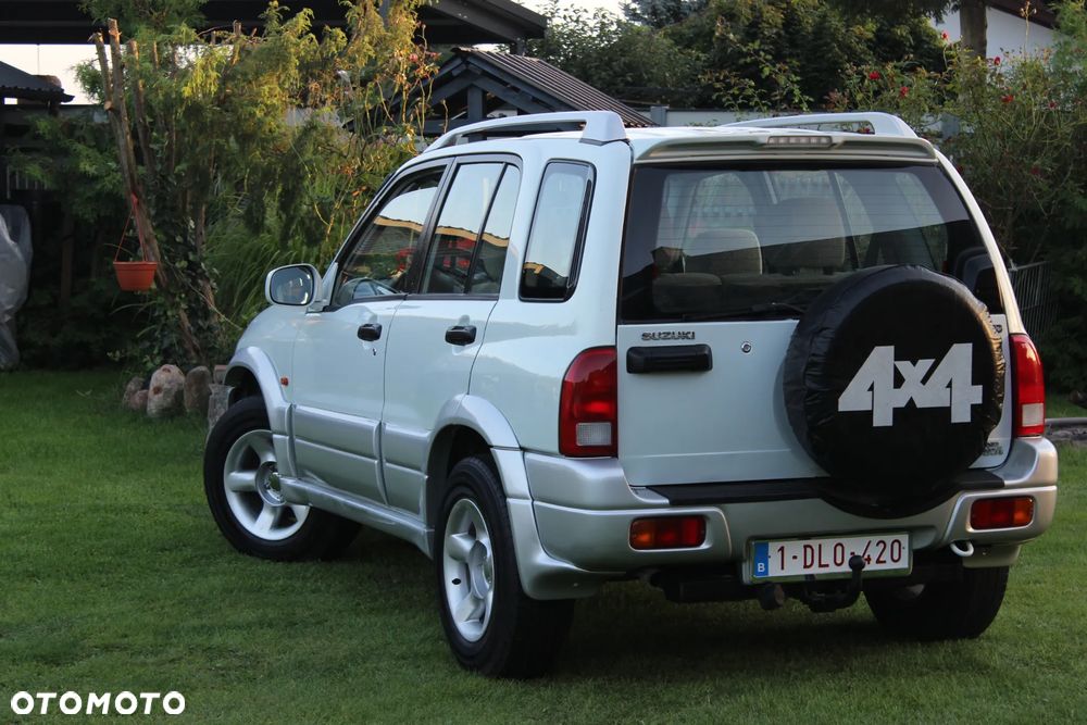 Suzuki Grand Vitara 2.0 TD Comfort - 25