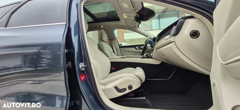 Volvo XC 60 D4 AWD Geartronic Inscription - 19