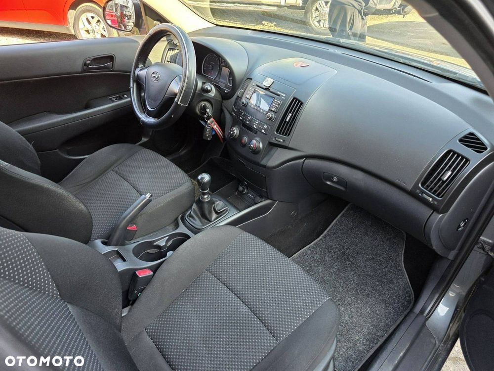 Hyundai i30 1.4 Blue Classic - 18