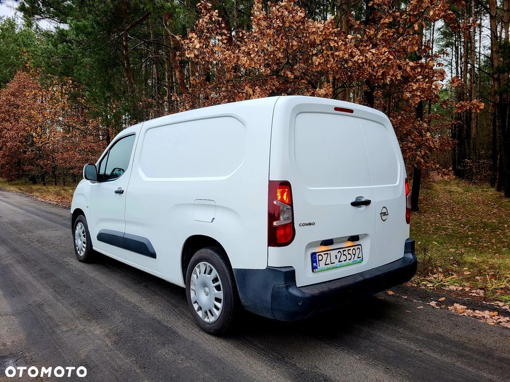 Opel COMBO - 4