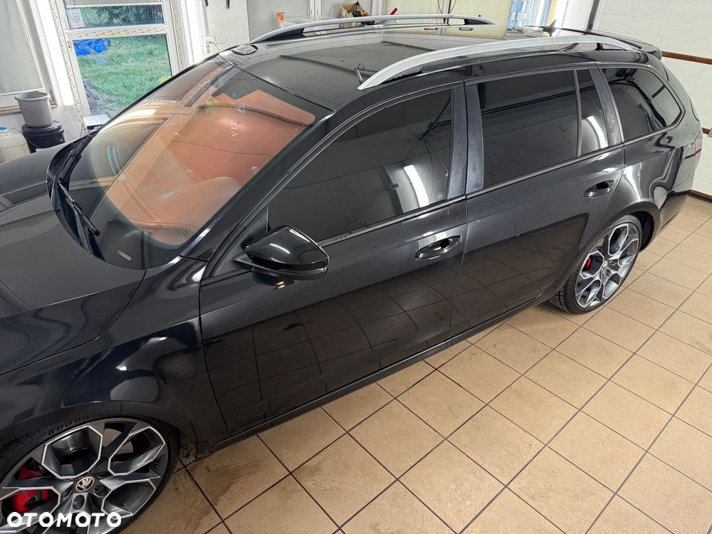 Skoda Octavia 2.0 TDI RS DSG - 6