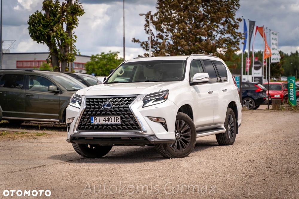 Lexus GX - 1