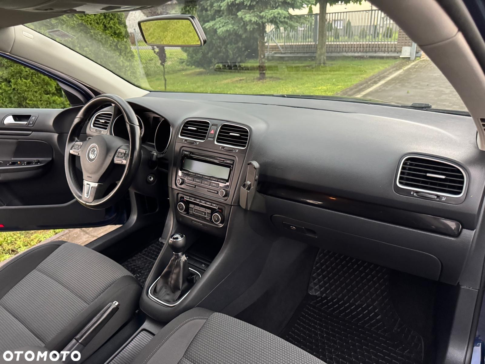 Volkswagen Golf 1.6 TDI BlueMotion Technology Comfortline - 19
