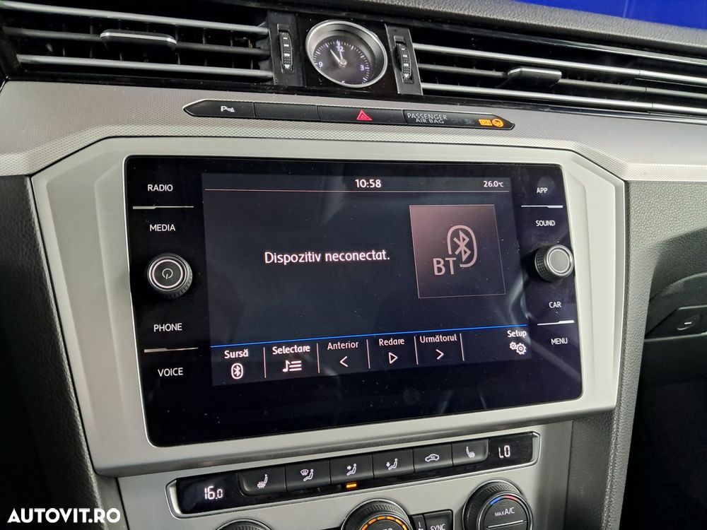 Volkswagen Passat - 20
