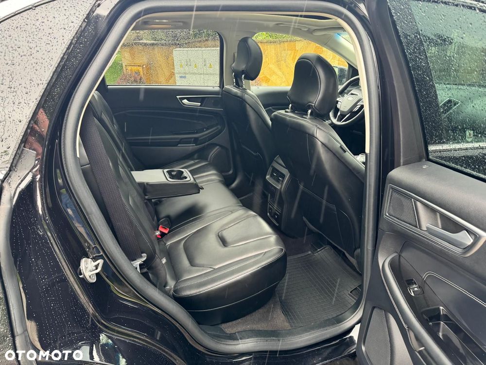 Ford Edge - 4