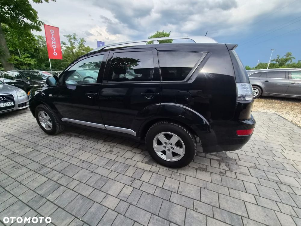 Mitsubishi Outlander 2.4 Motion - 9