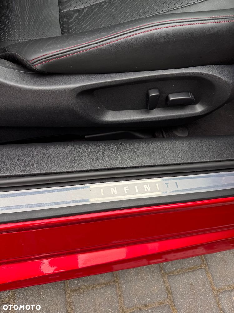 Infiniti Q60 3.0t AWD Sport - 11