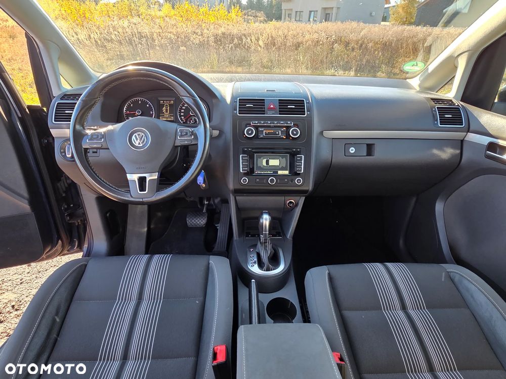 Volkswagen Touran 2.0 TDI DPF DSG MATCH - 5