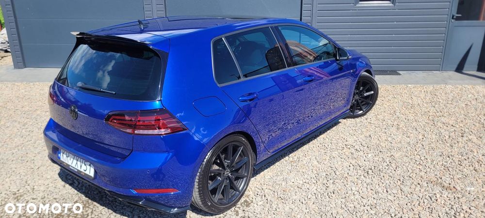 Volkswagen Golf - 6