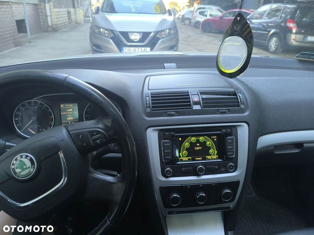 Skoda Octavia 1.6 TDI DPF GreenLine - 17