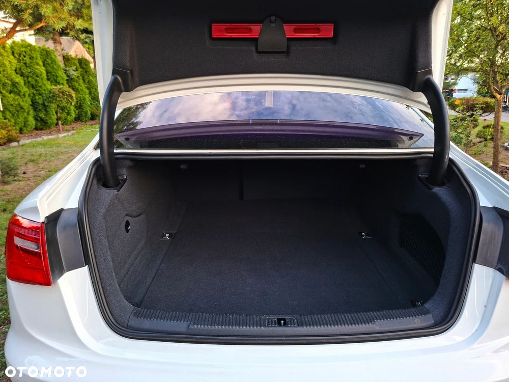 Audi A6 Limousine 2.0 TDI DPF - 29