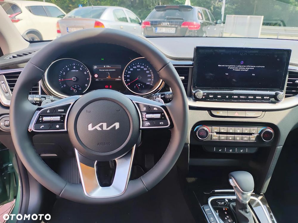 Kia Ceed 1.5 T-GDI Tribute DCT - 10