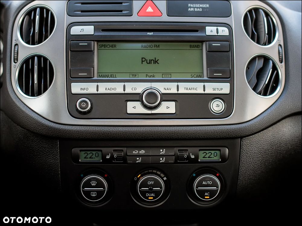 Volkswagen Tiguan - 25