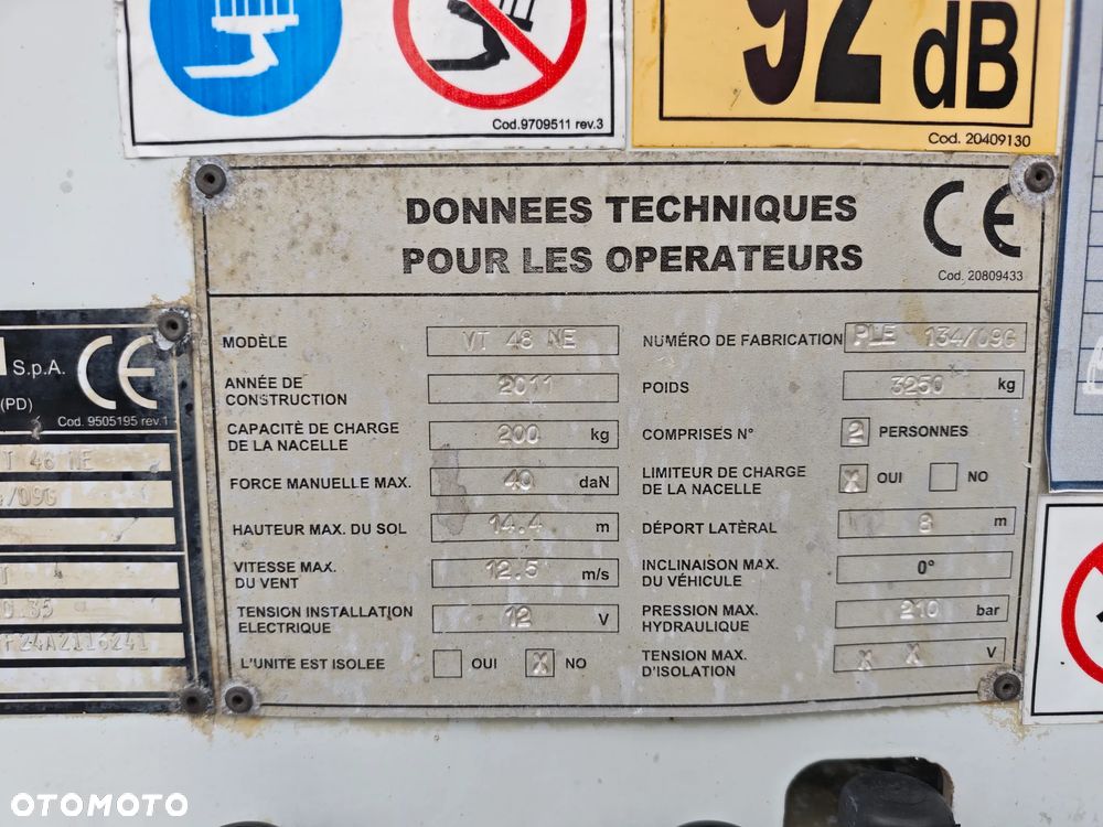 Renault Maxity - 30