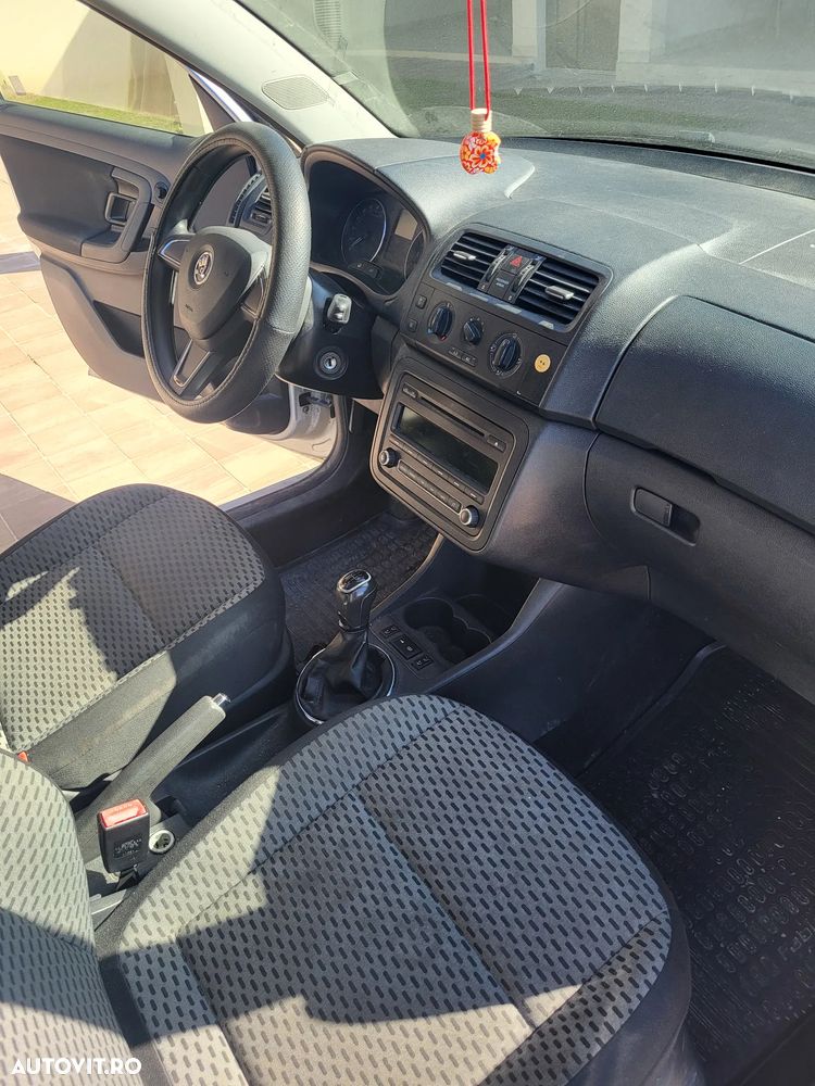 Skoda Fabia - 4