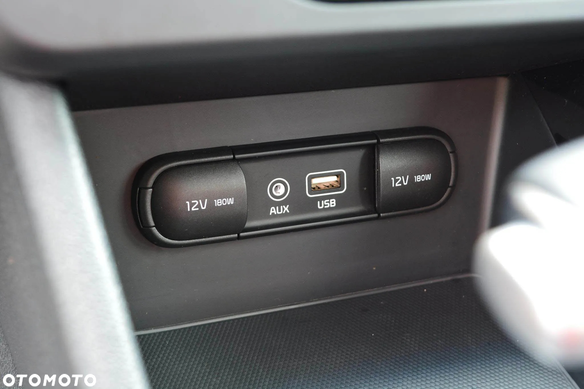 Kia Niro 1.6 GDI Hybrid L - 31