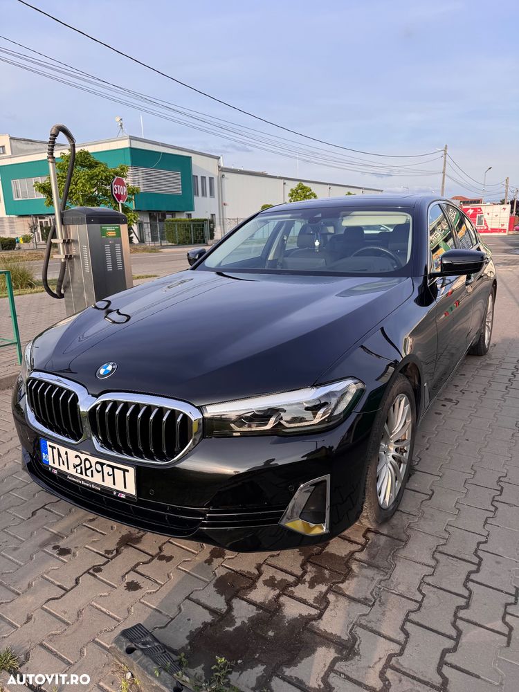BMW Seria 5 530i xDrive AT MHEV - 13