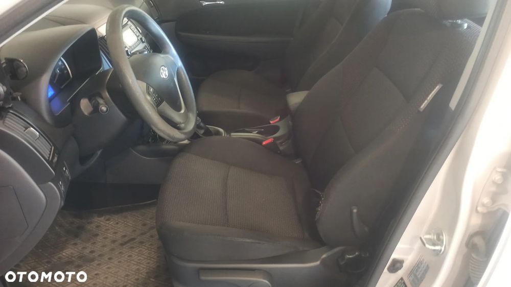 Hyundai i30 - 18