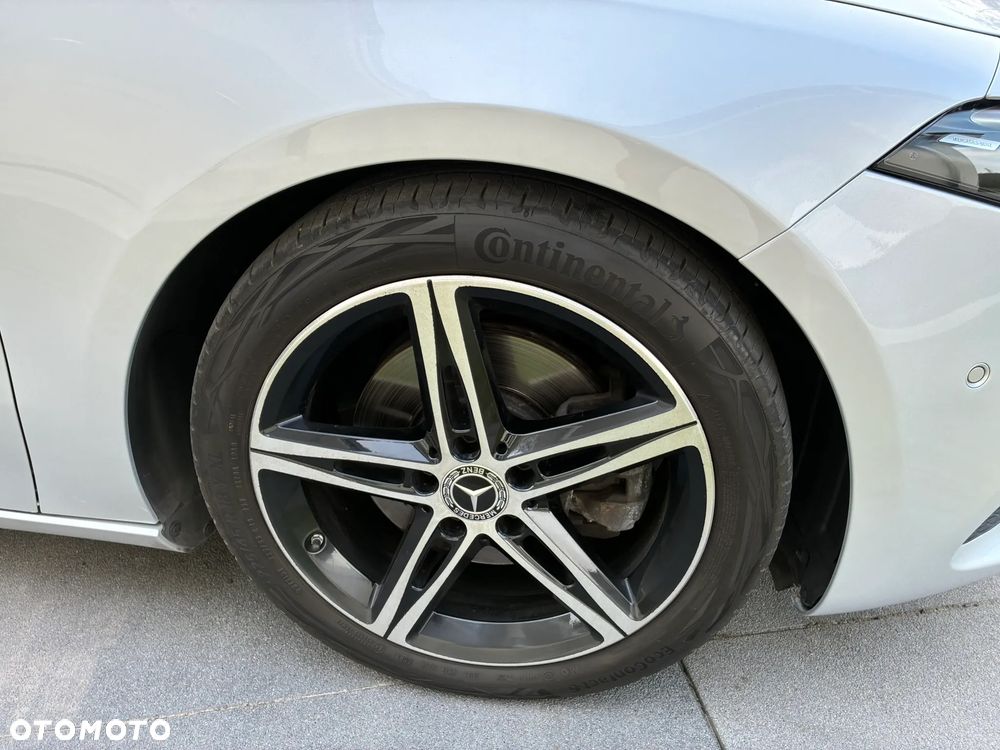Mercedes-Benz Klasa A 220 d 4-Matic Progressive 8G-DCT - 32
