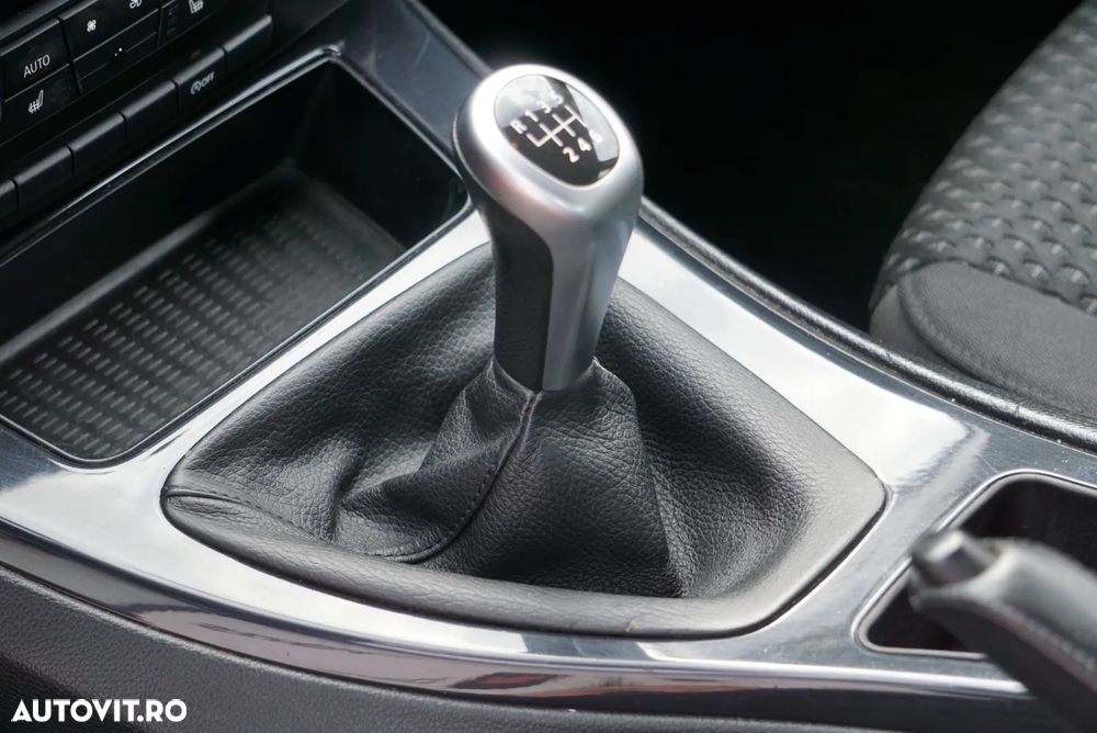 BMW Seria 3 318i Edition Lifestyle - 10