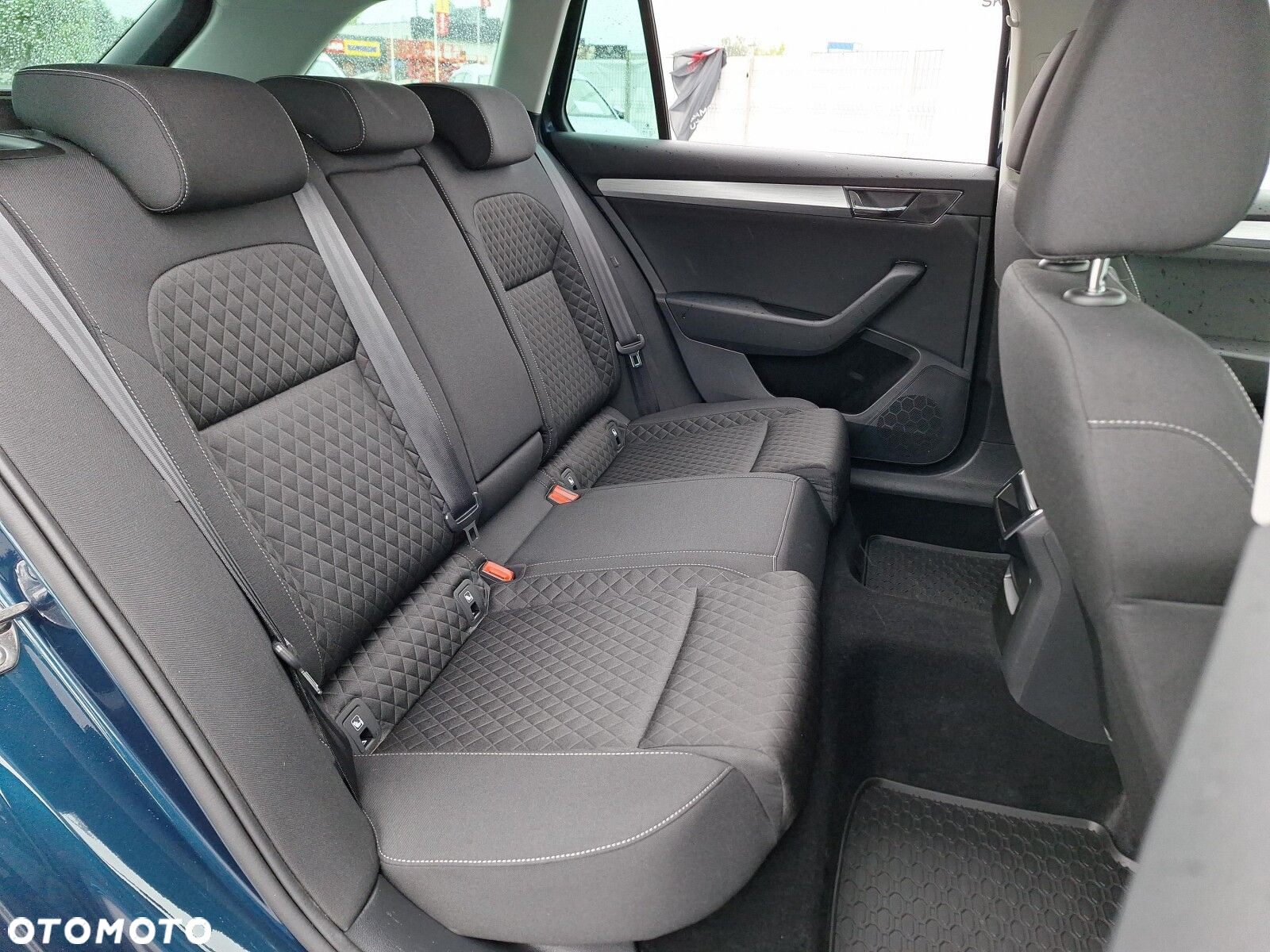 Skoda Superb 2.0 TDI SCR 4x4 Ambition DSG - 12