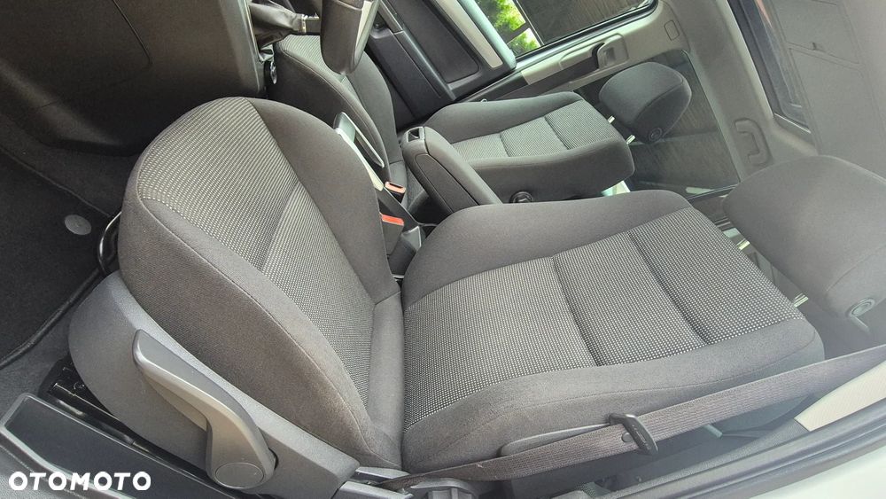 Opel Zafira 1.8 Easytronic Cosmo - 12