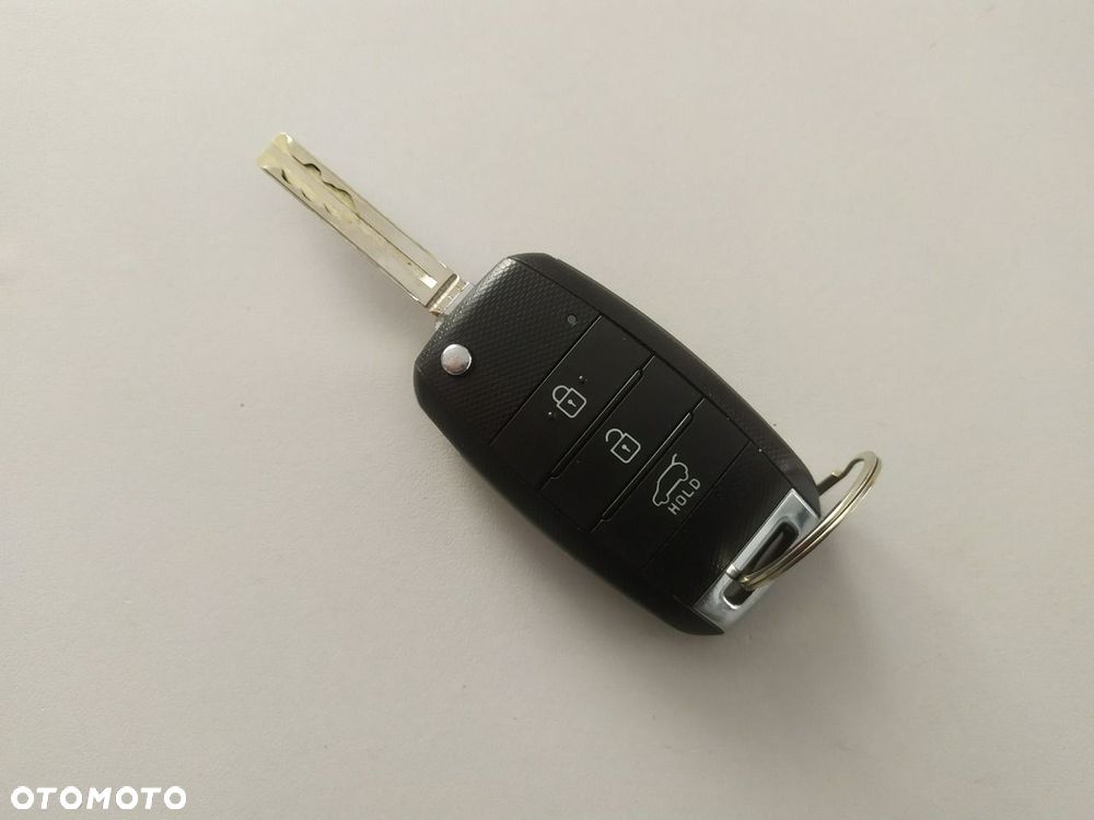 Kia Rio - 26
