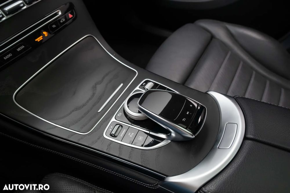 Mercedes-Benz GLC 250 d 4MATIC 9G-TRONIC AMG Line - 19
