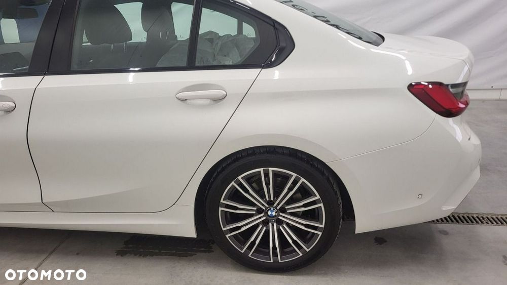 BMW Seria 3 - 9