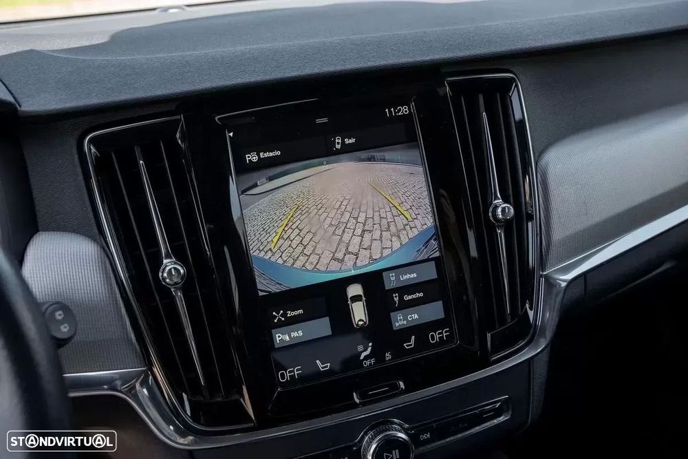 Volvo V90 D3 R Design - 13
