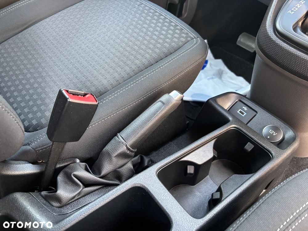 Ford Tourneo Connect Grand - 18