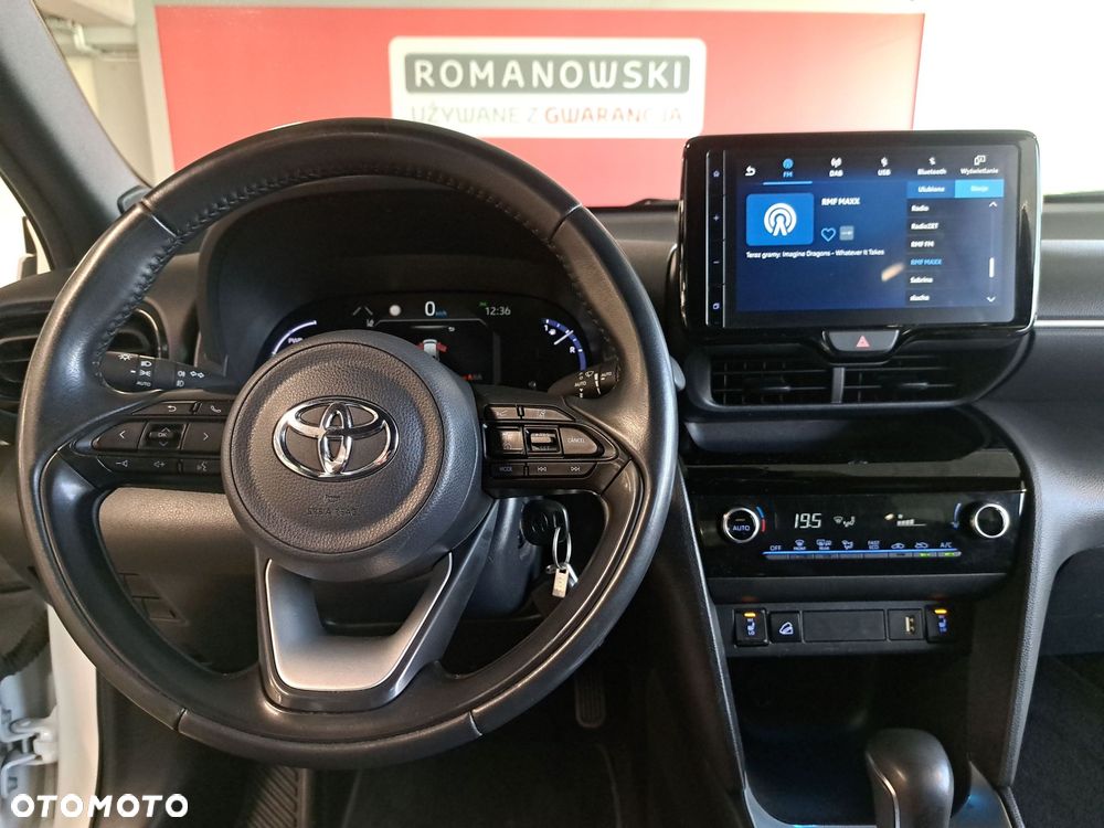 Toyota Yaris Cross Hybrid 1.5 Comfort 4x4 - 15