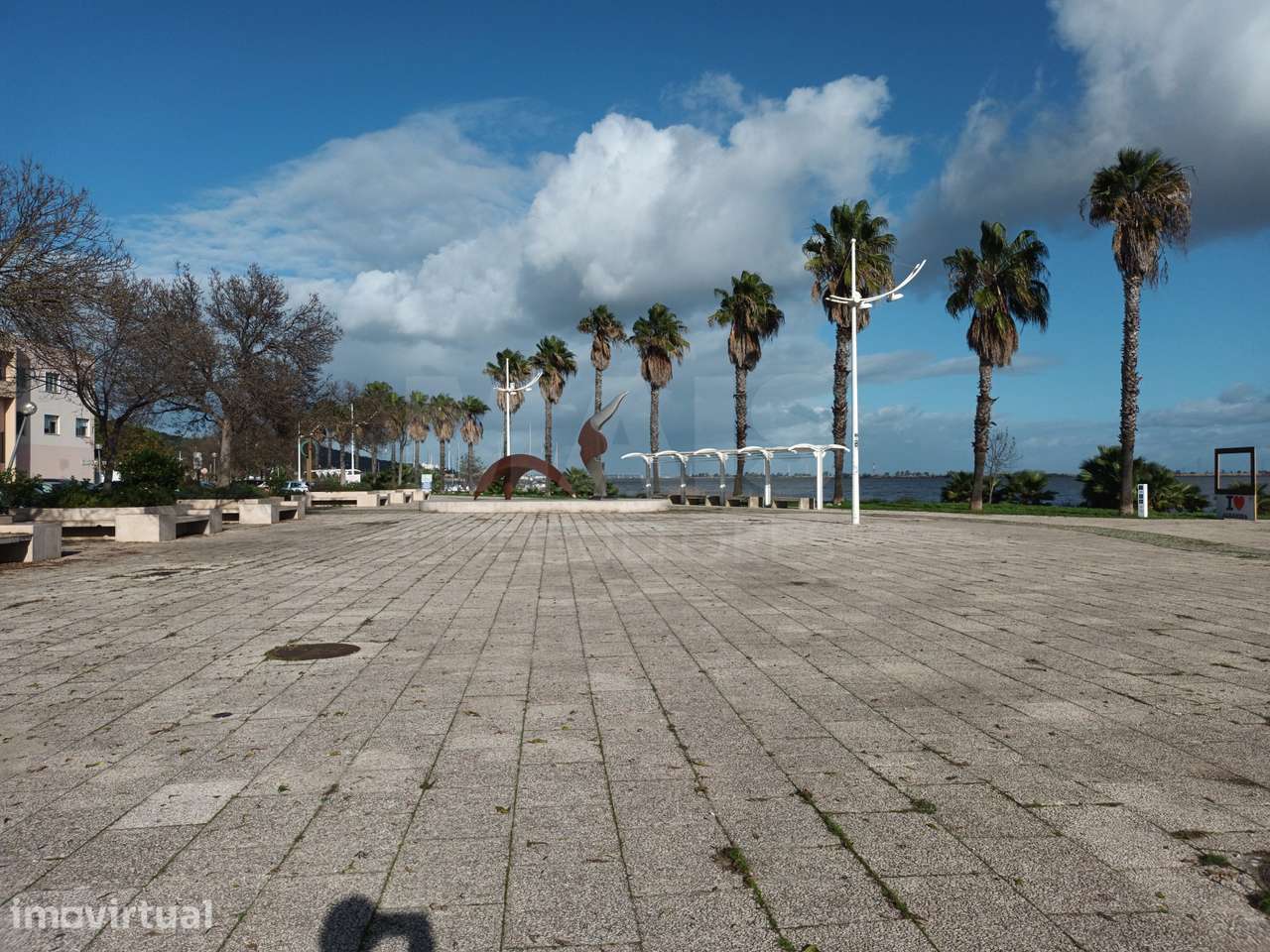 Moradia T2 + 1 Remodelada no centro de Alhandra. - Grande imagem: 5/5