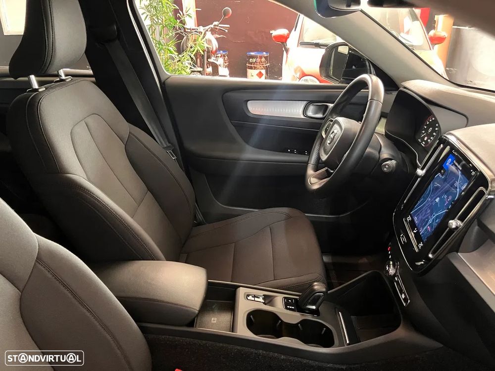 Volvo XC 40 1.5 T5 PHEV Momentum - 25
