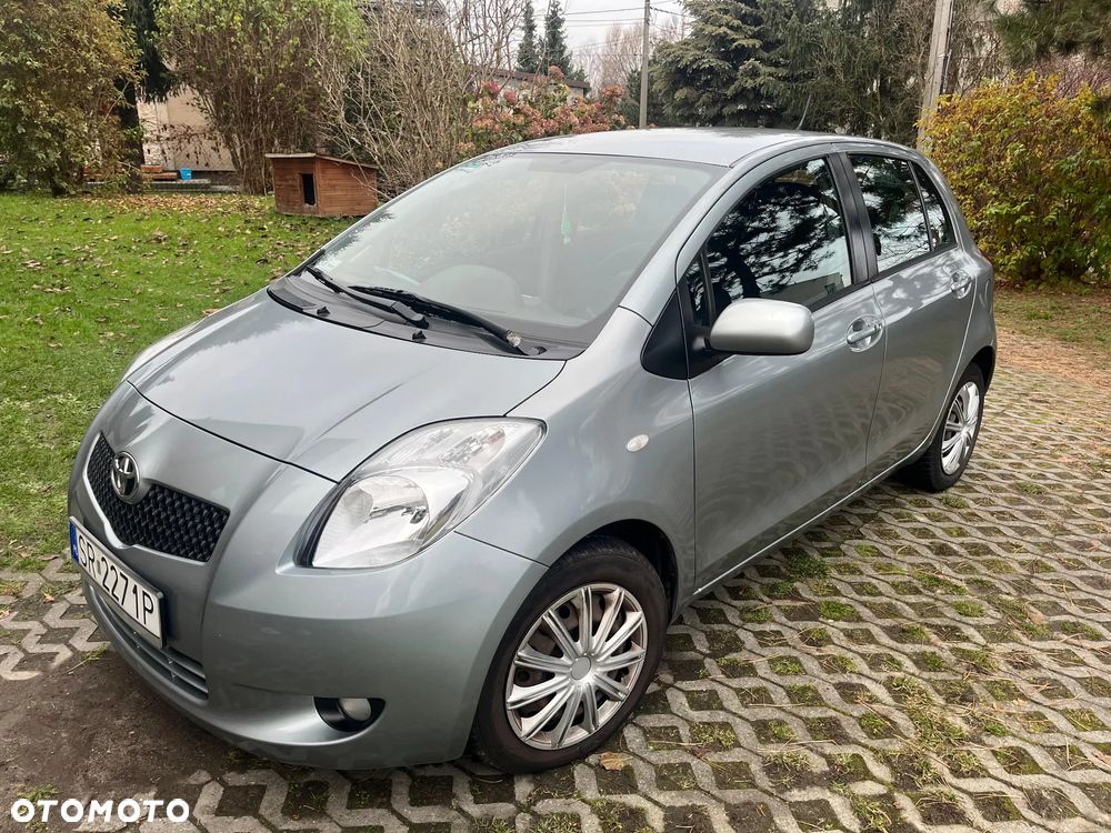 Toyota Yaris 1.3 - 1