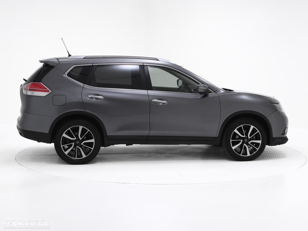 Nissan X-Trail - 2
